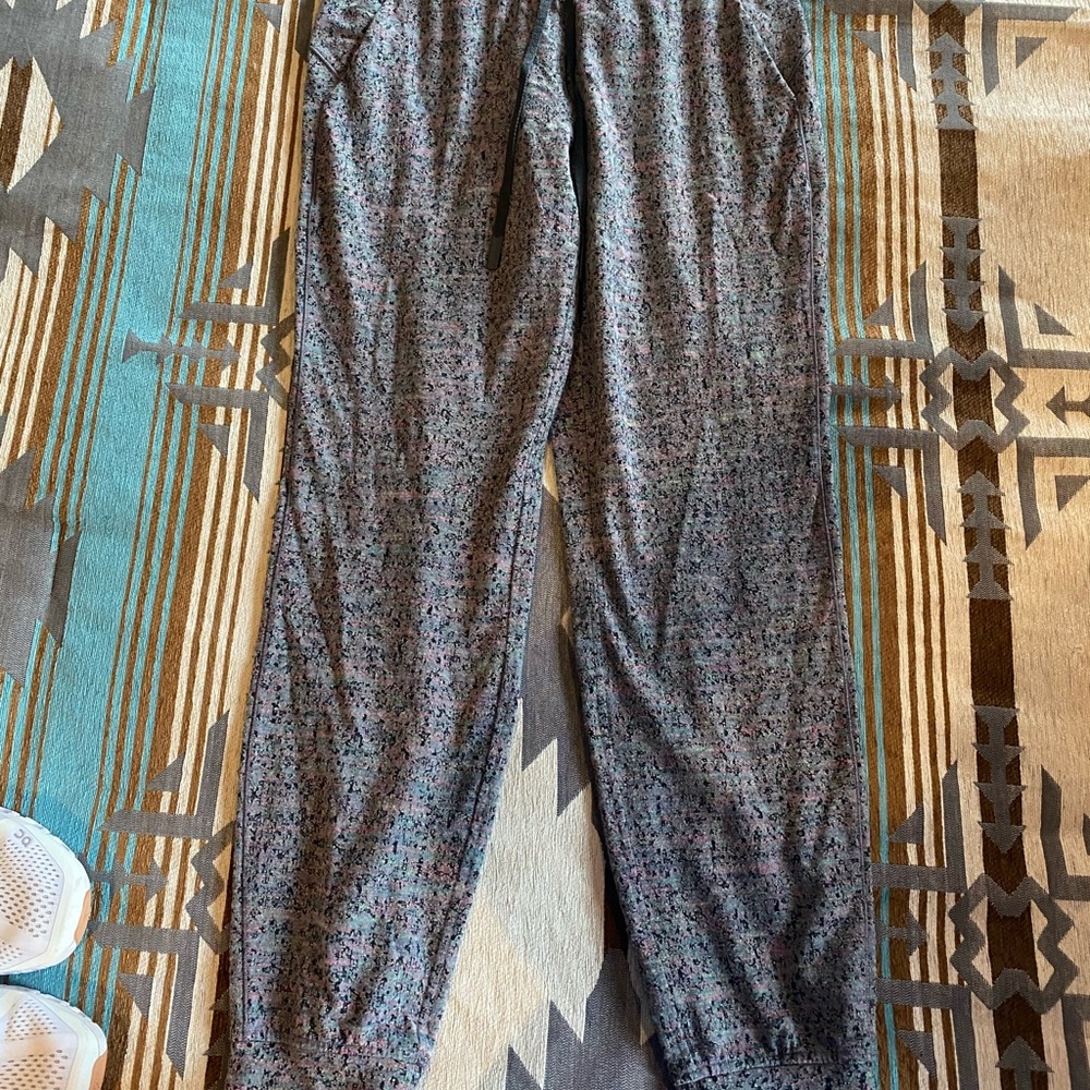 Lululemon Ready to Rula jogger